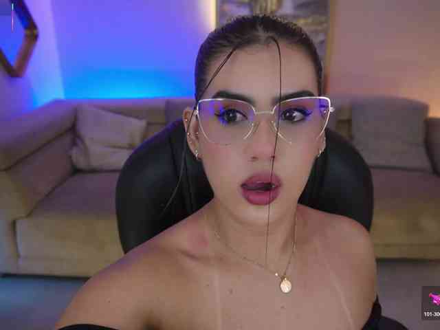 AngelicaVega webcam