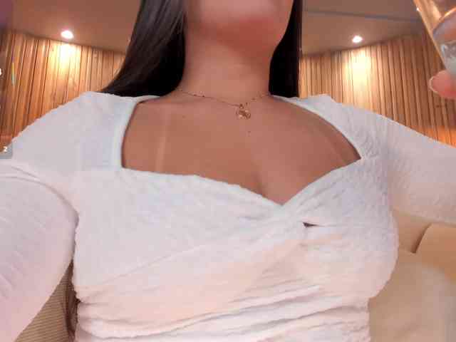 AngelicaVega webcam