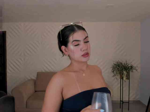 AngelicaVega webcam