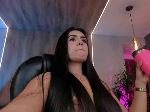 AngelicaVega webcam