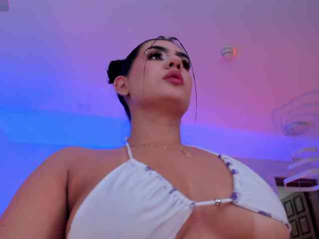 AngelicaVega webcam