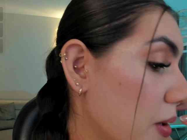 AngelicaVega webcam