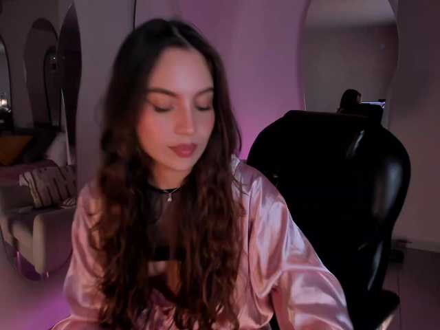 MarianneLane's BongaCams show and profile