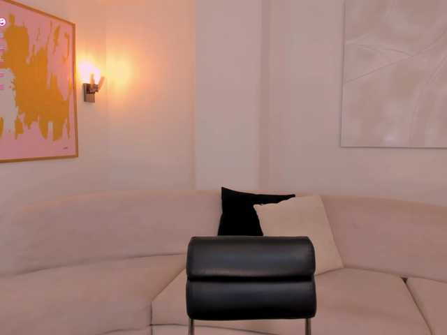 MarianneLane's BongaCams show and profile