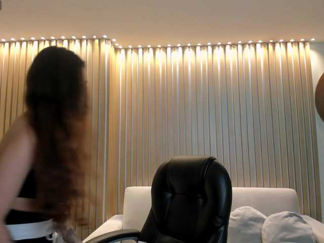 MarianneLane's BongaCams show and profile