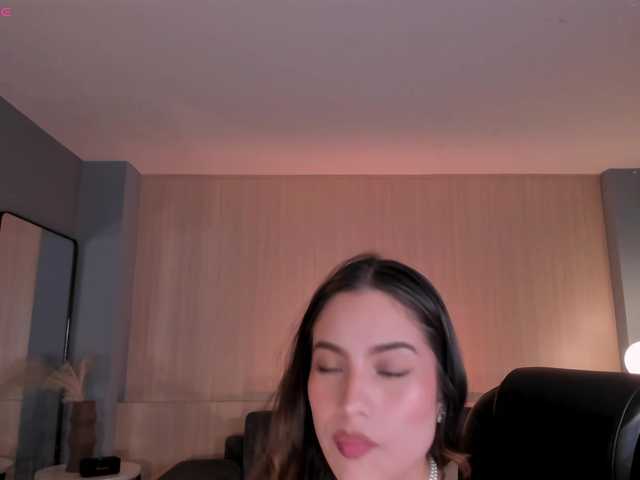 MarianneLane's BongaCams show and profile