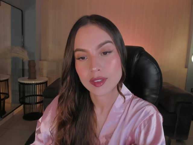 MarianneLane's BongaCams show and profile