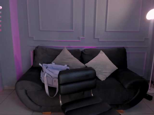 MarianneLane's BongaCams show and profile