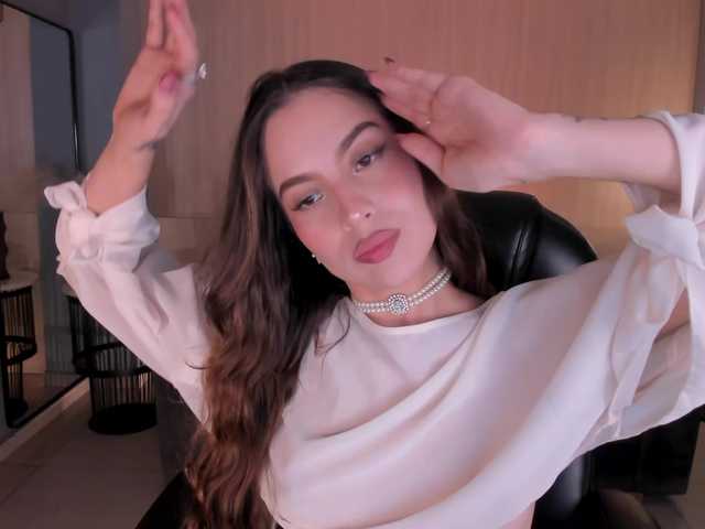 MarianneLane's BongaCams show and profile