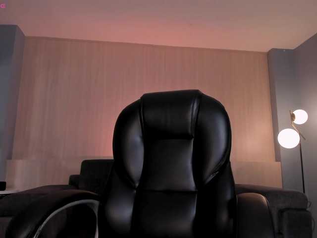 MarianneLane's BongaCams show and profile