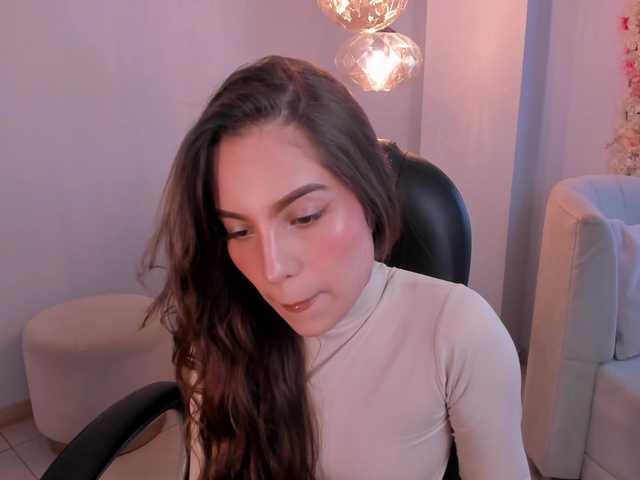 MarianneLane's BongaCams show and profile