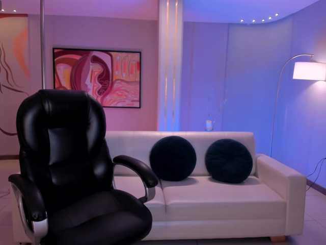 MarianneLane's BongaCams show and profile