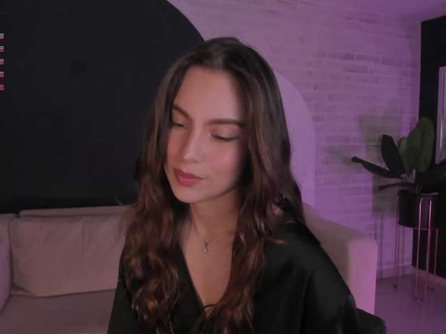 MarianneLane's BongaCams show and profile