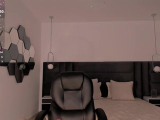 CarolineGrace Porn Show