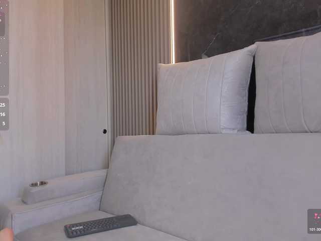 CarolineGrace's BongaCams show and profile