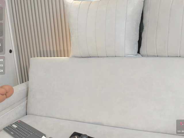 CarolineGrace's BongaCams show and profile