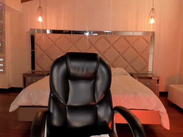 CarolineGrace's BongaCams show and profile