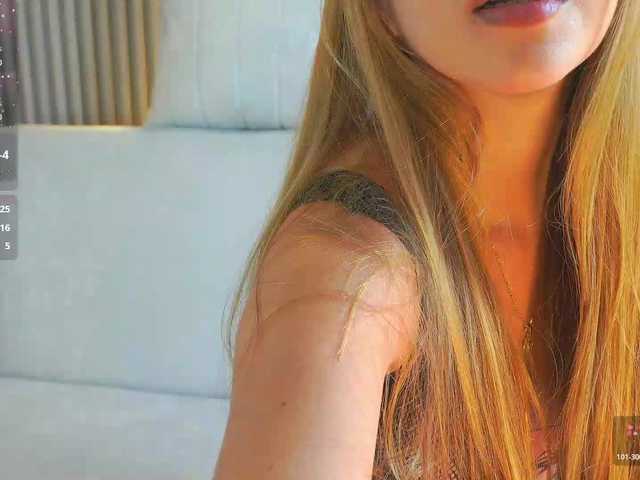 CarolineGrace's BongaCams show and profile