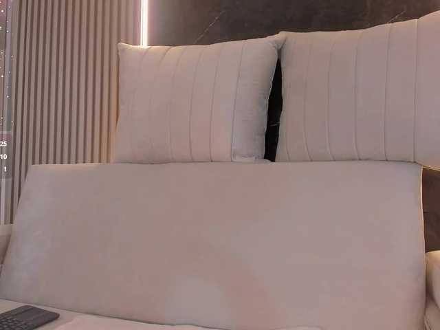 CarolineGrace's BongaCams show and profile