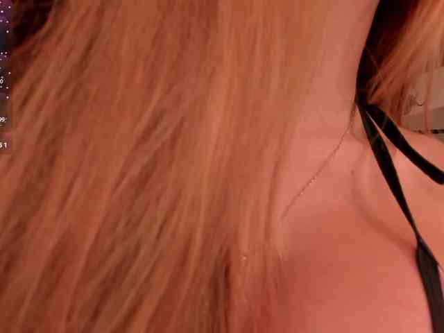 CarolineGrace webcam