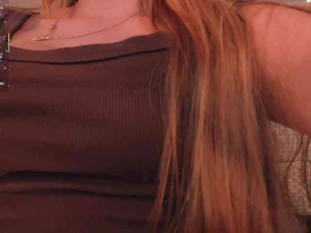 CarolineGrace webcam