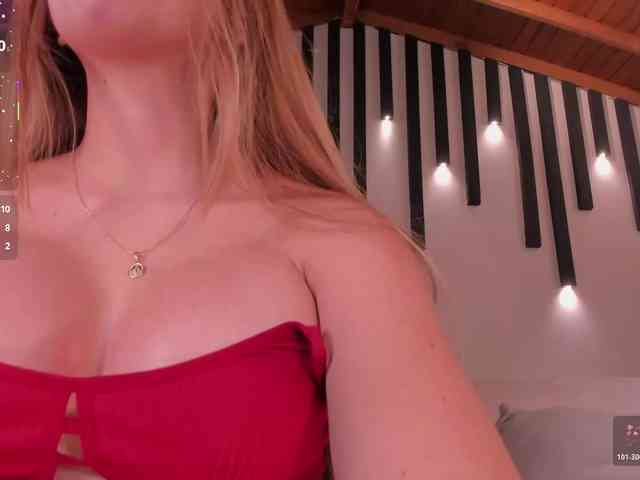 CarolineGrace webcam