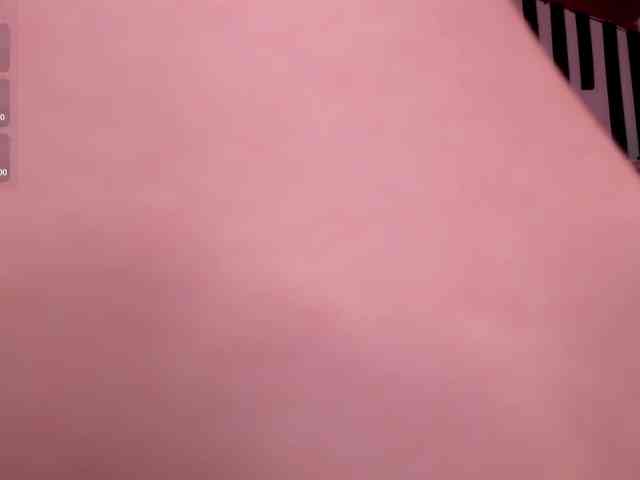 CarolineGrace webcam