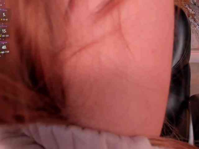 CarolineGrace webcam