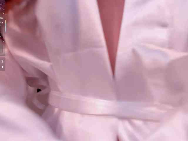 CarolineGrace webcam