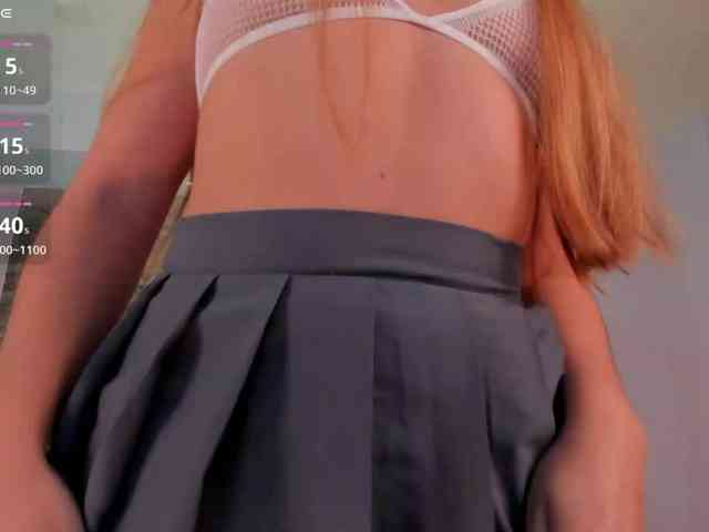 CarolineGrace webcam