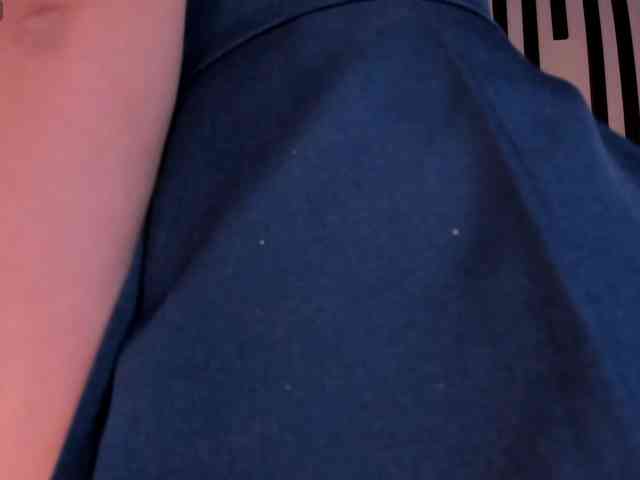 CarolineGrace webcam