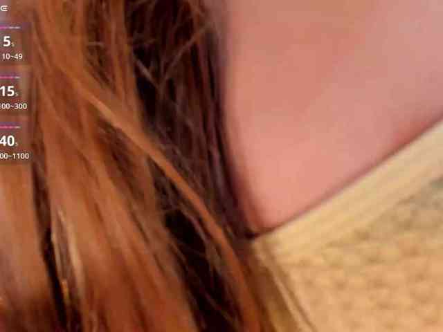 CarolineGrace webcam