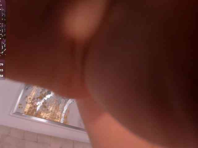 CarolineGrace webcam