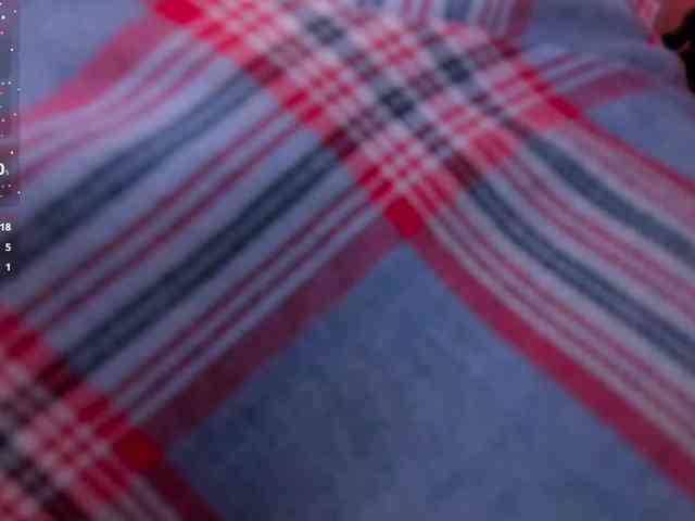 CarolineGrace webcam