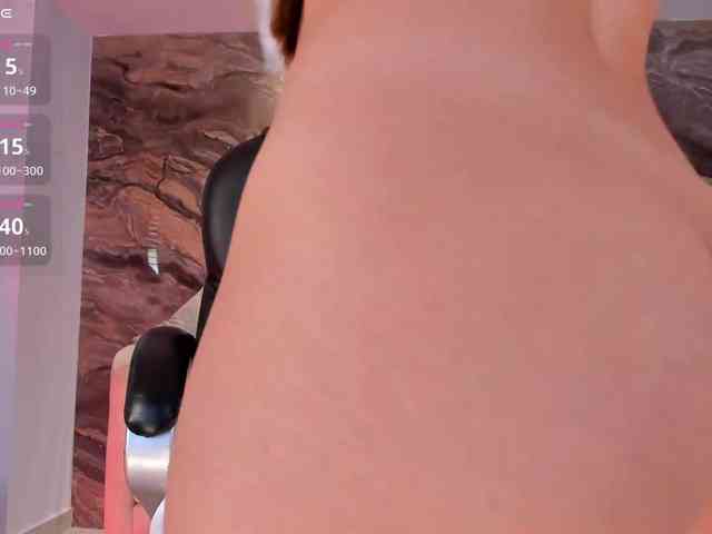 CarolineGrace webcam