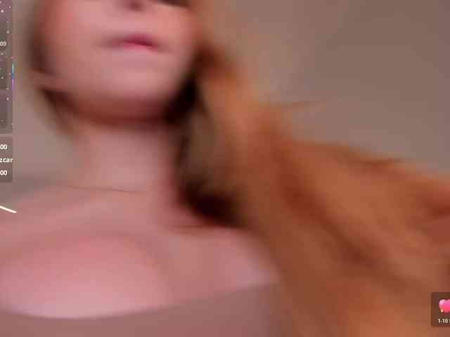 CarolineGrace webcam