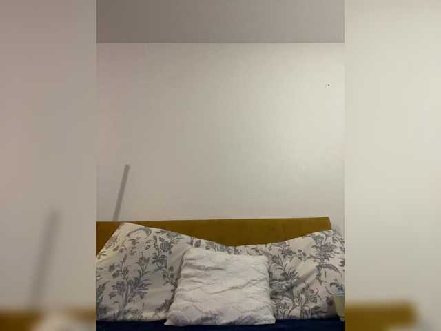 hi-bounty's BongaCams show and profile