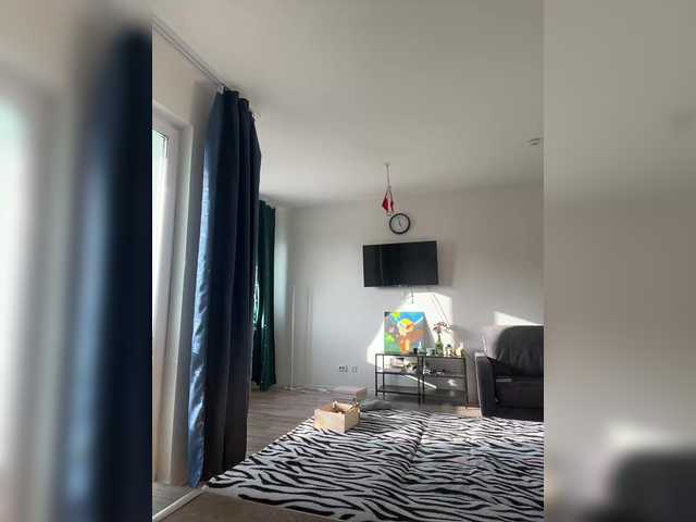 hi-bounty's BongaCams show and profile