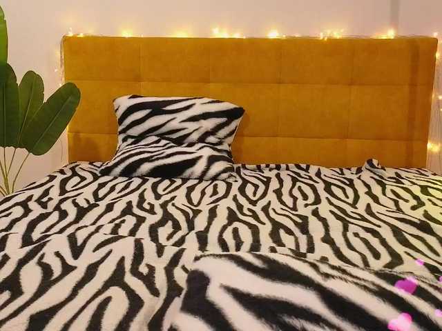 hi-bounty's BongaCams show and profile