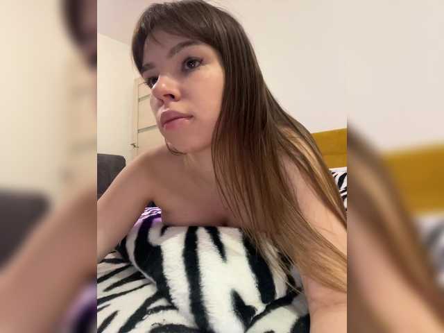 hi-bounty's BongaCams show and profile