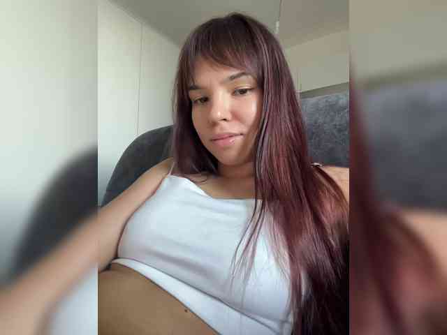 Kristina_Bounty webcam