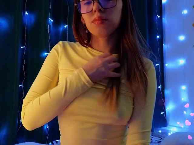 Kristina_Bounty webcam