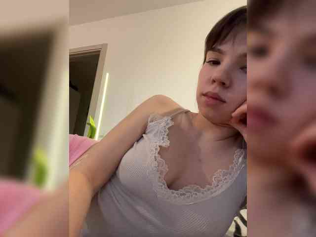 Kristina_Bounty webcam