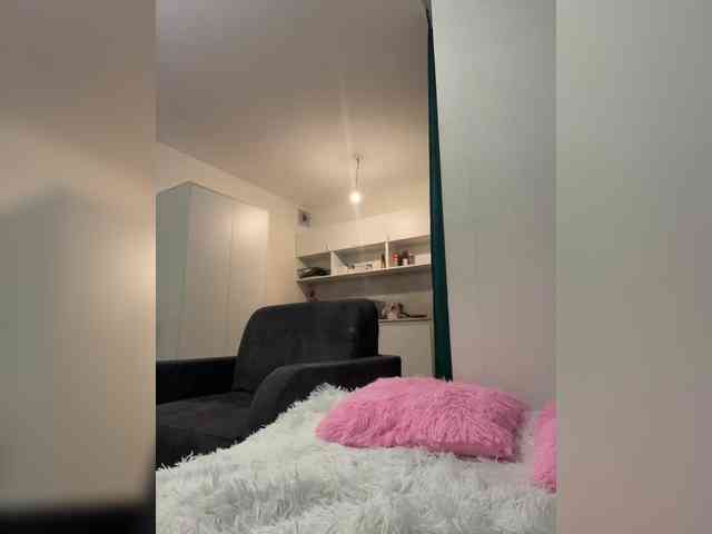 Kristina_Bounty webcam