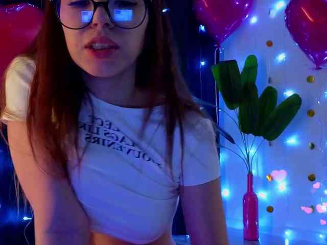 Kristina_Bounty webcam