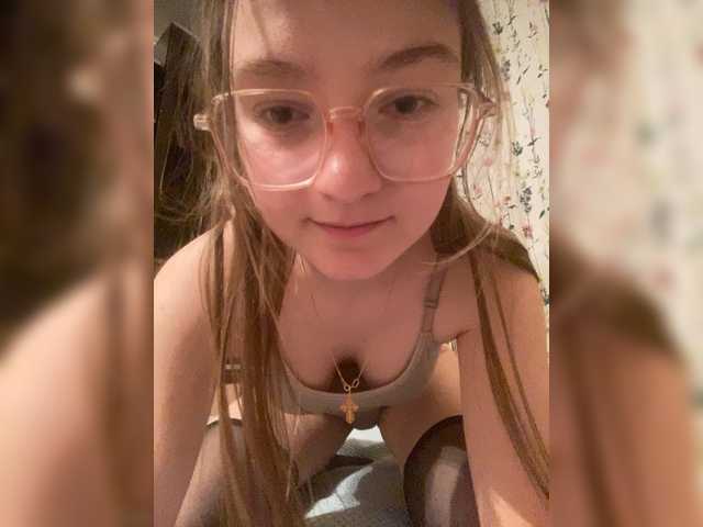 --tata--'s BongaCams show and profile