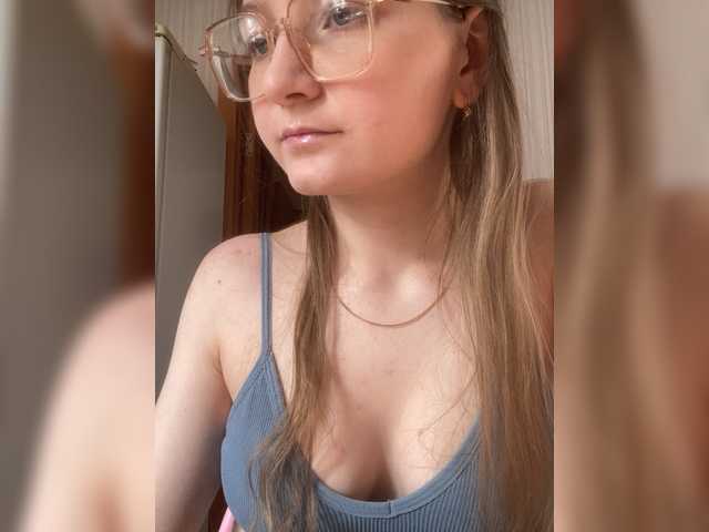 --tata--'s BongaCams show and profile