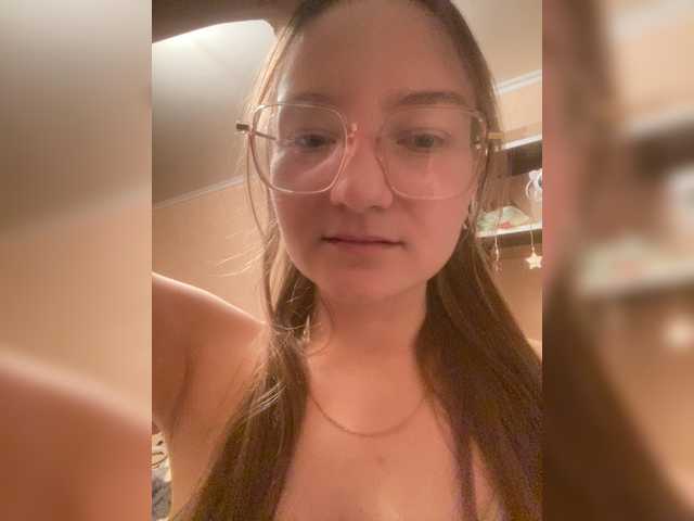 --tata--'s BongaCams show and profile