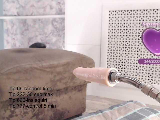 lina64's BongaCams show and profile