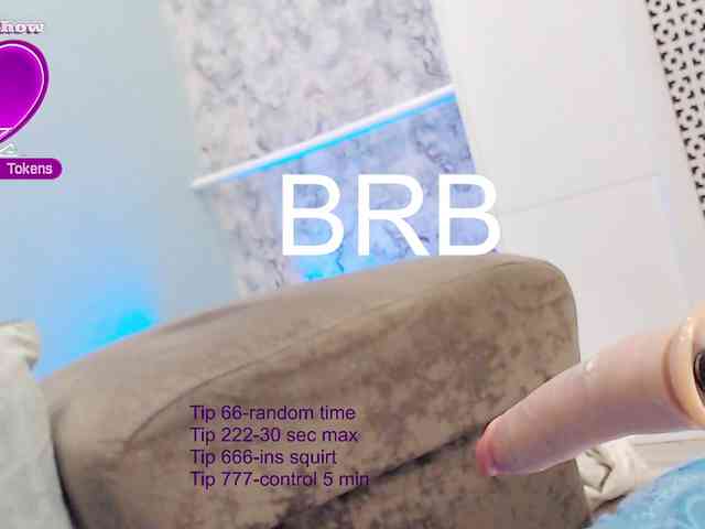 lina64 Live Webcam on BongaCams